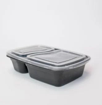 "2-compartment plastic plates with clear lids from www.jcpackaging.net"