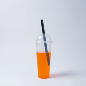 24OZ BLACK DOME CUPS WITH STRAWS
